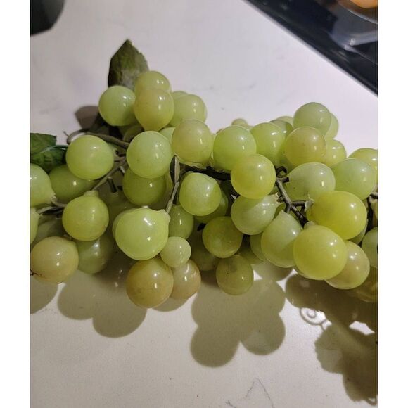 Artificial Grapes-Lightweight - Picture 3 of 5